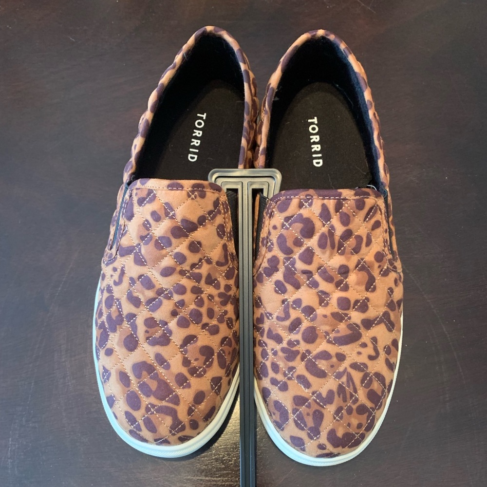 Leopard slip on sneaker